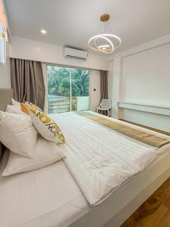 Avenly Omadhoo - 7