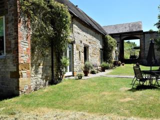 3 Bed in Stratford-upon-Avon 54081 - Ettington - 0