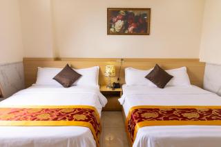 California Hotel - Ho Chi Minh City - 1