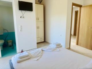 Petros rooms - Himare - 7