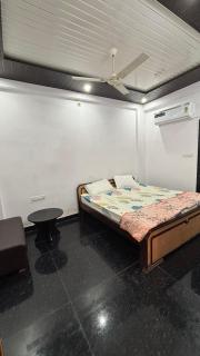 Hotel Anjali Palace - Jāmb - 4