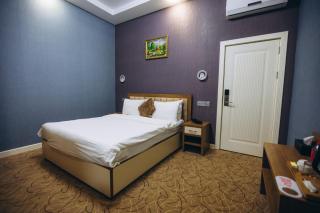 Royal Meridien Hotel - Baku - 8
