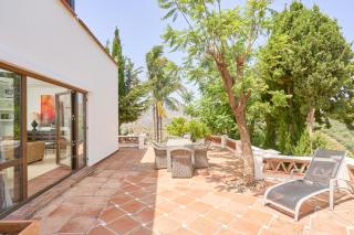 Villa With Infinity Pool Hot Tub - Frigiliana - 8