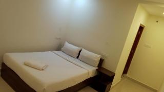Hotel EP Deluxe Room - Hyderabad - 1