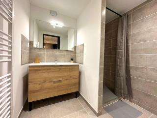 Nice App Private Parking, Garden, Furnished Terrace - Châteauneuf-du-Rhône - 1