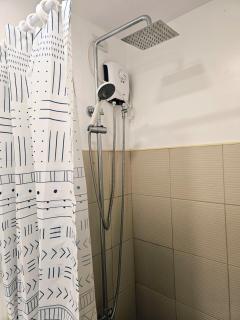 Modern Cozy Studio with Netflix - Dasmariñas - 2