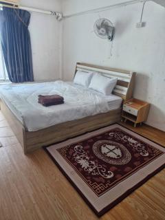 DRAGON hengheng room rent - 2