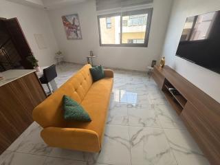 Cozy Modern Loft Mermoz Unlimited Fiber WIFI LPK4 - Dakar - 1