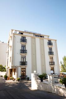 Royal Meridien Hotel - Baku - 0