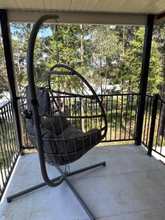Tranquil home set amongst trees, close to beaches - Kincumber - 7