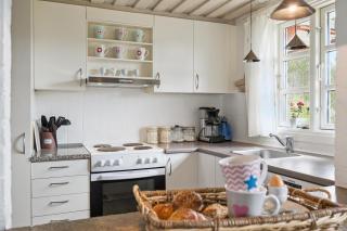 Holiday Home With Open South-Facing Terrace And Beautiful View - Hvide Sande - 1