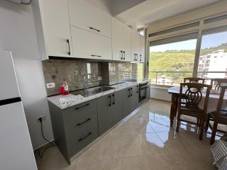 Charm apartment at Shkembi i Kajes, with rock view - Durrës - 0