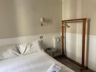 the room in the museum - 9