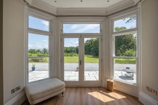 Country Retreat Sleeping 15 - Bron Menai - Newborough - 3