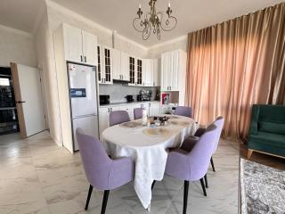 Ambassador Cottage - 8