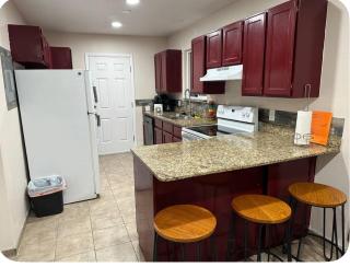 Wonderful House close to airport - Salt Lake City - 6