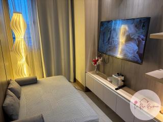 Stylish, modern, comfy unit in Pasay SMDC - Manila - 1