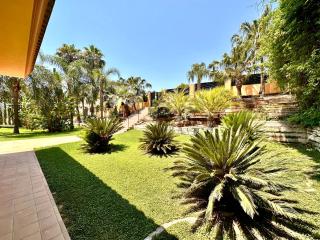 Villa El Bosque Luxury Retreat - Chiva - 0