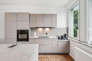 Stilvolles 3-Zimmer-Domizil mit hochwertiger EBK und Fischgrätparkett - Cottbus - 7