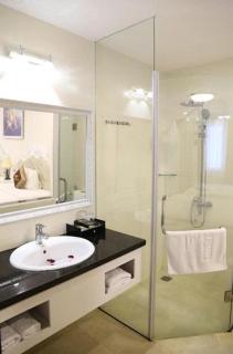 Tuyet Son Hotel (TS Ocean Hotel) - 6