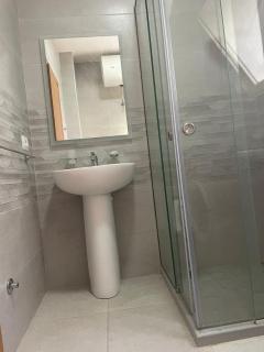 100 metres from Golem Beach - Polisi i Vogël - 4