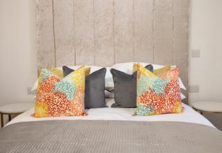 Luxury City Retreat Perfect for Business & Families & Free Gym By The Pocklington - The New Walk Suite - Leicester - 5
