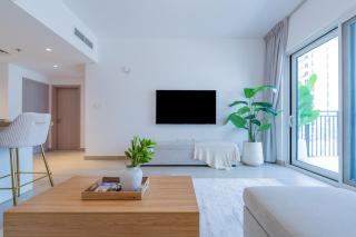 One Bedroom by Otolo Homes Including Yas Theme Park Tickets - Abu Dabi - 2