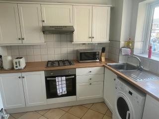 2 bed flat - TW7 4NH - Moffat - 8