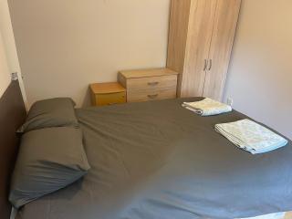2 bed flat - TW7 4NH - Moffat - 2