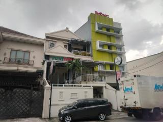 OYO 94669 Hotel Puri Inn Panakkukang Makassar - Makassar - 0