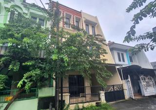 OYO 94665 Movil Homestay Syariah - Surabaya - 4