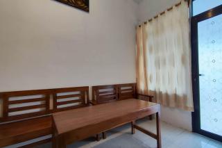 OYO 94673 Guesthouse Syariah - Boyolali - 7