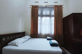 OYO 94673 Guesthouse Syariah - Boyolali - 2