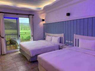 Island on the Sea - Kenting - 2