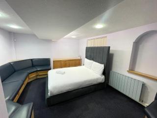 TCH Lodge - Bolton - Bolton - 3