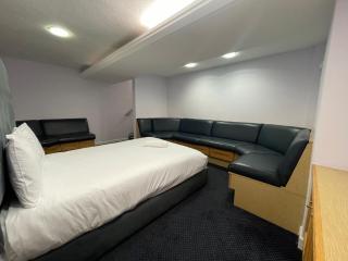 TCH Lodge - Bolton - Bolton - 2
