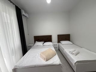 New House Gonio - 4