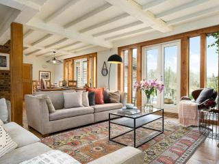 Pass the Keys Fabulous Country Estate Private Cinema Quiet Area - Reading - 3