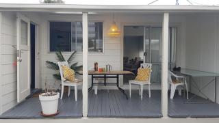 Sunny Central Parkvale home - Hastings - 0