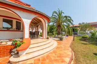 Villa Anna with pool by Porec - Poreč - 1