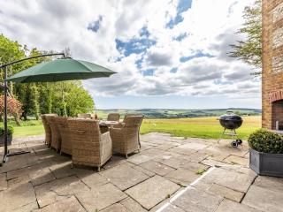 4 Bed in Dorchester 80513 - Charminster - 1