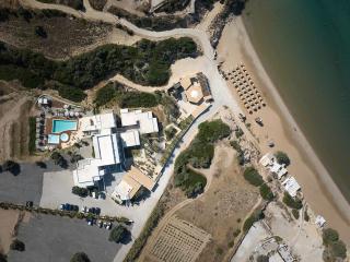 Golden Milos Beach Ηouse by Domotel - 3
