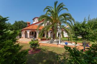Villa Anna with pool by Porec - Poreč - 0