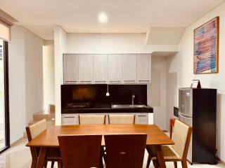 Cozy 2BR Bintaro Townhouse with Netflix - South Tangerang - 6