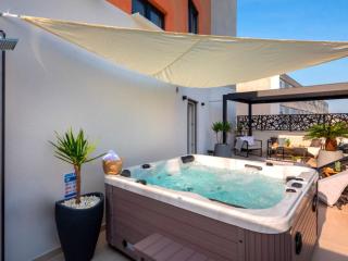 Zadar Sunset Penthouse with spectacular view and jacuzzi - Zadar - 9