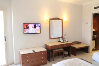 Dexon Roma Hotel - 8