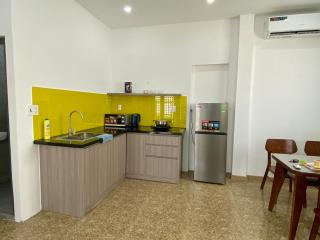 Han Home, 2BR Private House, 800m to the Beach - 4