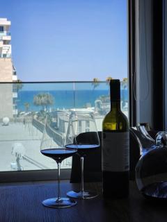 Seaview Business Hub Apartment - Larnaca - 9