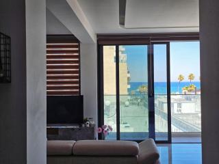 Seaview Business Hub Apartment - Larnaca - 2