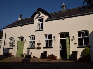 2 Bed in Knaresborough HH075 - Knaresborough - 1